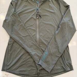 Carve Designs Women’s Full Zip Athletic Jacket Olive Green Size Medium Lightweig
